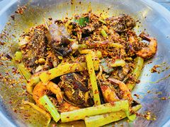 鸭下巴大锅-嘎嘎鸭下巴·爆辣干锅(明教寺店)