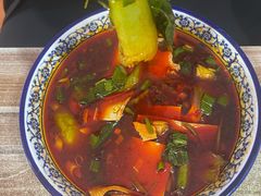 -老字号杨坡红油米线腊汁肉夹馍(东四道巷店)