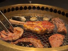 -铭牛烧肉·和牛海鲜自助(高新月牙湖店)