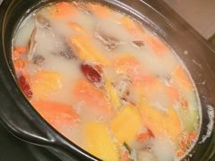 木瓜乳鸽汤-羽鸽集·乳鸽专门店·地道顺德菜(岭南站店)