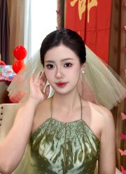 -LOVINA洛维娜婚纱礼服
