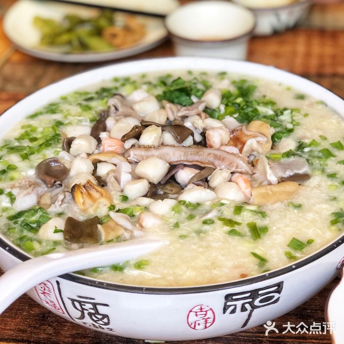 小红桶烧烤(烟台芝罘医院总店)图片