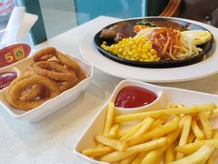 -东方豪客牛排意面披萨(玉函银座店)