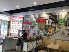 -江城燕子大排档(江汉路步行街店)