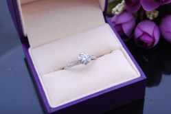 DSC_1874-威德钻石-克拉钻大本营(南京东路店)