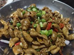 -三湘四水正宗湘菜(君峰路店)