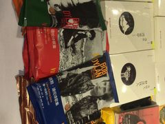 -钟书阁(松江泰晤士小镇店)