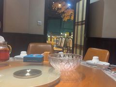 -黄泥岗·地道湖北菜(奥特莱斯店)