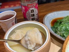 -蟹黄鱼·海派深夜面馆(巨鹿路店)