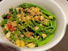 -湘西小馆(滨河路店)