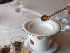鲜炖冰糖桃胶燕窝-L'amour澜茉·轻法餐