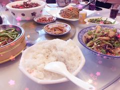-新一家农家菜(华景新城店)