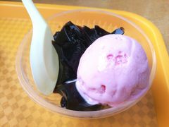 雪糕伴凉粉-成裕雪糕店(士多店)