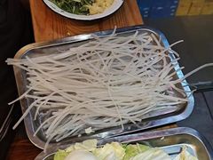 -缘福乡村铁锅炖民宿(八达岭店)