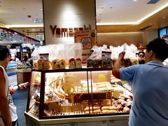 面包甜点陈列柜-山崎面包(静安久光店)