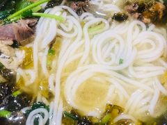 -全家福米线
