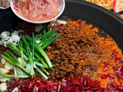 -沸炉重庆老火锅(军事博物馆店)