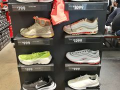 -NIKE上海青浦优选体验店