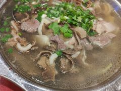 -谢老五跷脚牛肉·非遗传承店