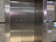 -瑞幸咖啡(艺树家工场店)