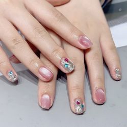 -艾珂·美甲美睫