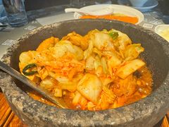 -穹六人间 people 6(岳阳路店)