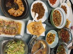 -湘当有饭剁椒鱼头(昆山招商花园城店)