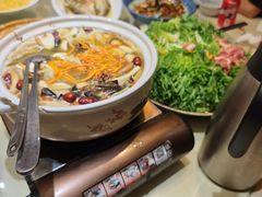 -萬家灯火·私房湘菜·22年老手艺(南岭大道店)