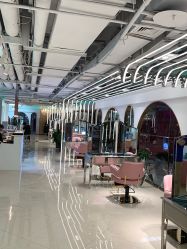 -BULB STUDIO 巴柏明星发型工作室