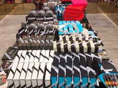 -VENCHI 闻绮(北京国贸商城店)