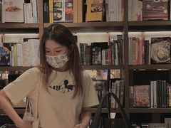 -茑屋书店(天目里店)