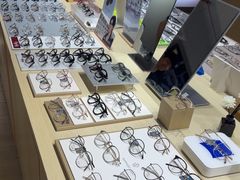-鲸渝眼镜·浅目视光(春熙路店)