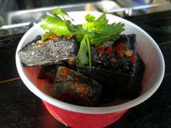 -黑色经典臭豆腐·湖南特产(坡子街特产局店)