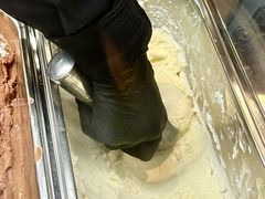 -极拉图·现制冰淇淋(大卫城店)