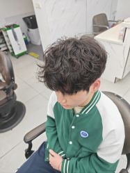 点击看大图 -尤司男士国潮理发馆