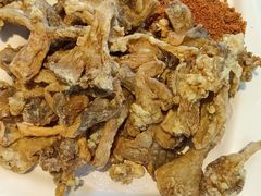 -鸿亨泰杂鱼馆(港馨家园店)