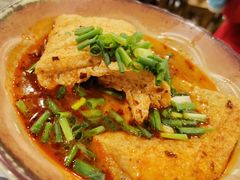 -双燕楼·手工馄饨·汤面小吃(世纪汇店)