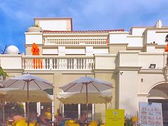 -The Sunny Side Cafe Station 1