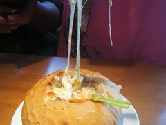 蘑菇烩芝士鸡肉面包碗-新贝乐意大利餐厅(苏州中心店)