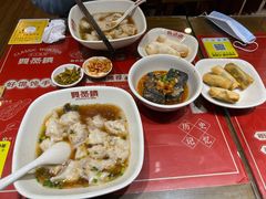 -双燕楼·手工馄饨·汤面小吃(世纪汇店)