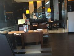 -必胜客(机场路店)