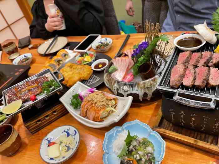 鱼四季创作日本料理(江宁金鹰店)