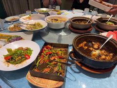-海派美食·家宴海鲜青岛菜·石锅鲽鱼头(东方城店)