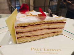 玫瑰草莓海绵千层蛋糕-PAUL LAFAYET 法式甜品(港汇广场店)