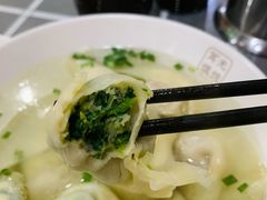 特色荠菜肉馄饨-潘国仙耳光馄饨(黄家阙路店)