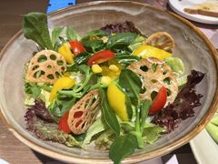 煎焙汁蔬果沙拉-椒爱水煮鱼川菜(中街大悦城店)