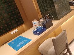 -茂昌眼镜(南京西路店)