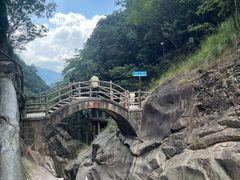 -鄣山大峡谷
