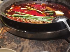 -四小区火锅·巷子里的重庆火锅(花照壁店)