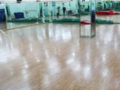 -开阳里游泳健身